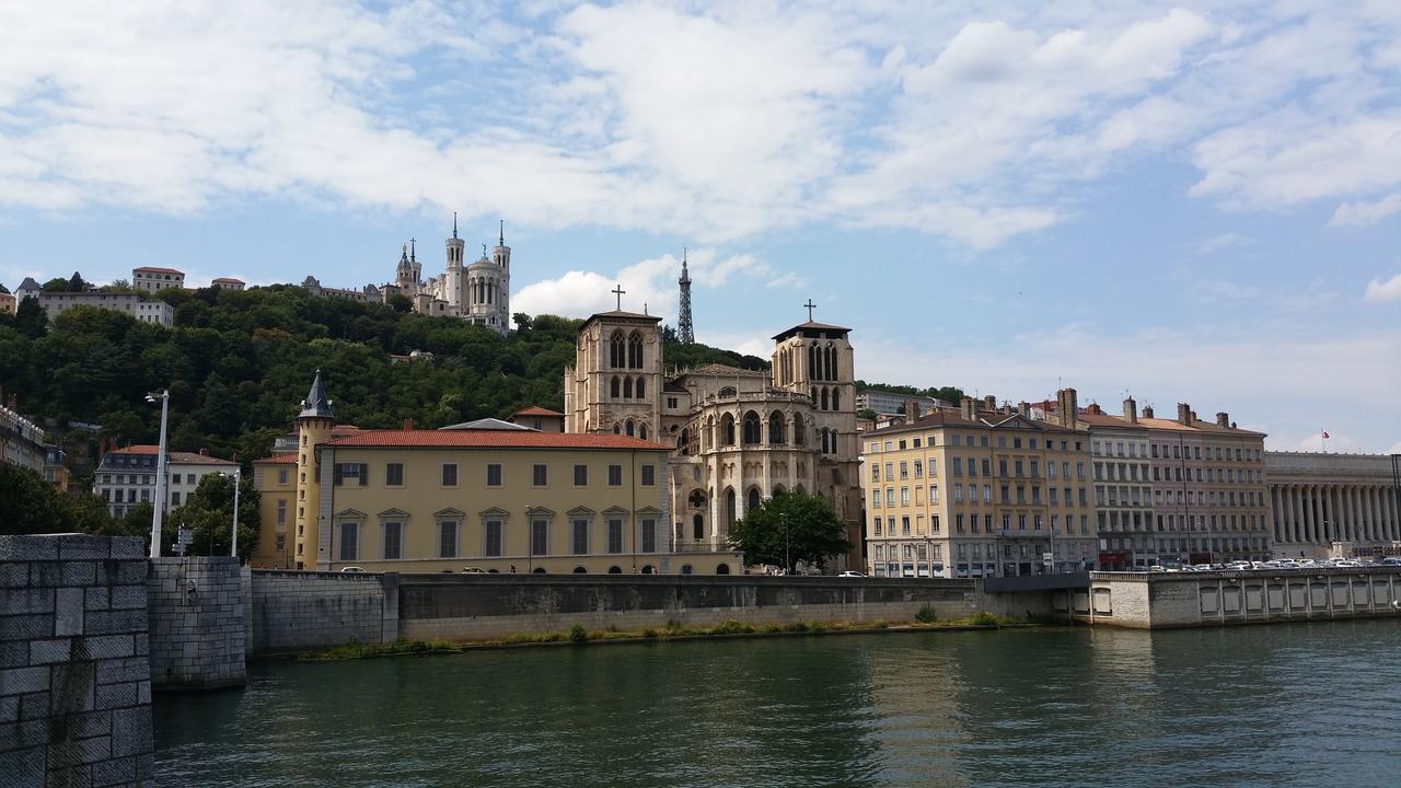 Hotelf1 Lyon Isle D'Abeau Ouest St Exupery Saint-Quentin-Fallavier Esterno foto