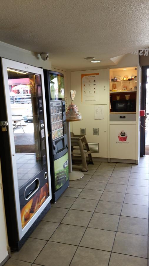 Hotelf1 Lyon Isle D'Abeau Ouest St Exupery Saint-Quentin-Fallavier Esterno foto