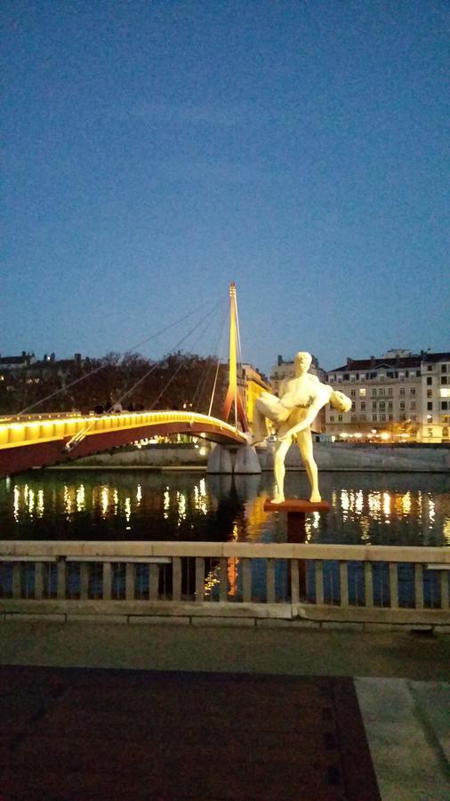 Hotelf1 Lyon Isle D'Abeau Ouest St Exupery Saint-Quentin-Fallavier Esterno foto