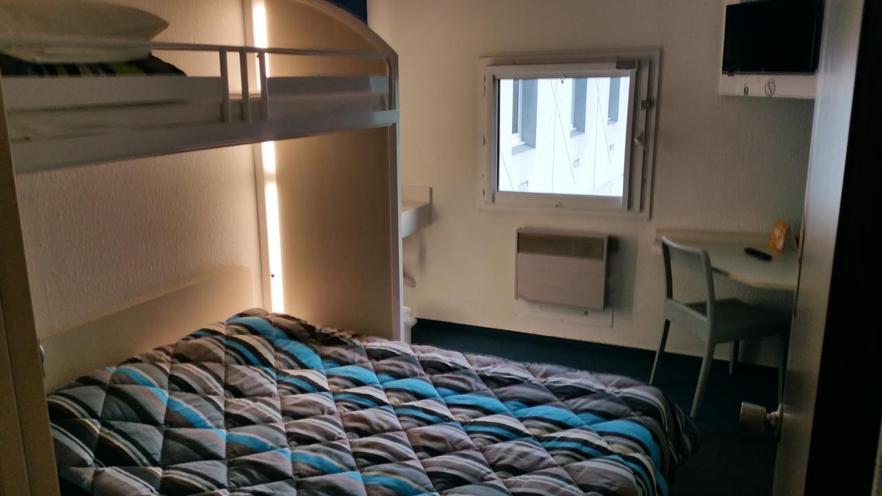 Hotelf1 Lyon Isle D'Abeau Ouest St Exupery Saint-Quentin-Fallavier Esterno foto