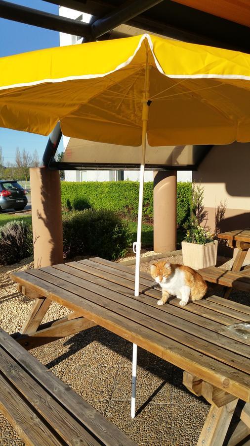Hotelf1 Lyon Isle D'Abeau Ouest St Exupery Saint-Quentin-Fallavier Esterno foto